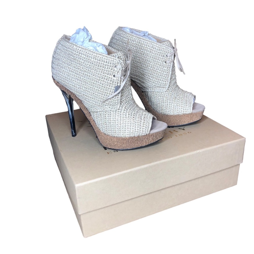 Burberry English Icons Darfield Peep Toe Desert Boot Heels Size 5 EU 35✨ - Picture 4 of 16